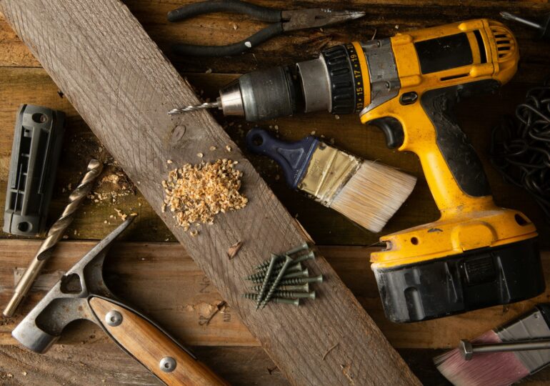 Czy własnoręcznie zbudowana ławka treningowa jest bezpieczna? Wiertools odpowiada